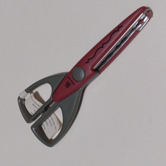 3/$15 Provo Craft Scissors 34-0003 - Picture 1 of 4